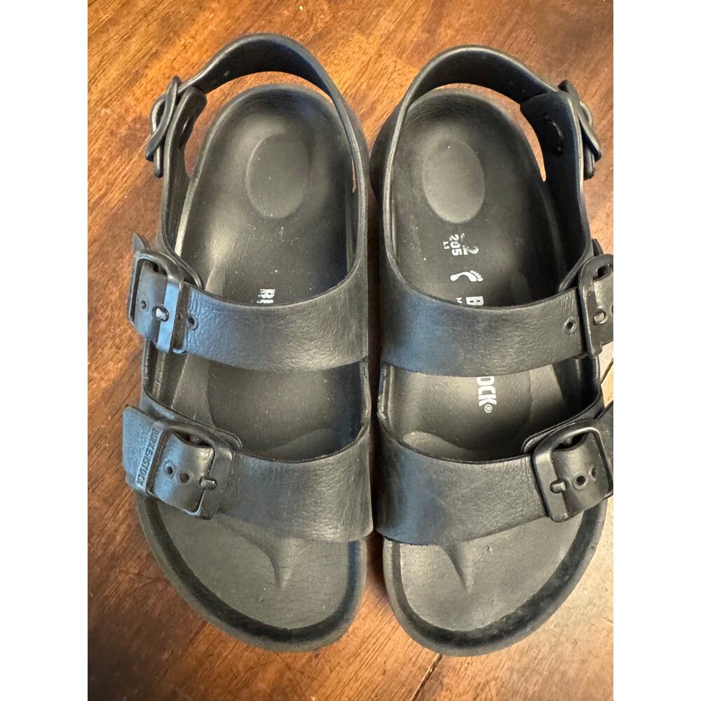 Birkenstocks little kids size 32/ 1black sandals
